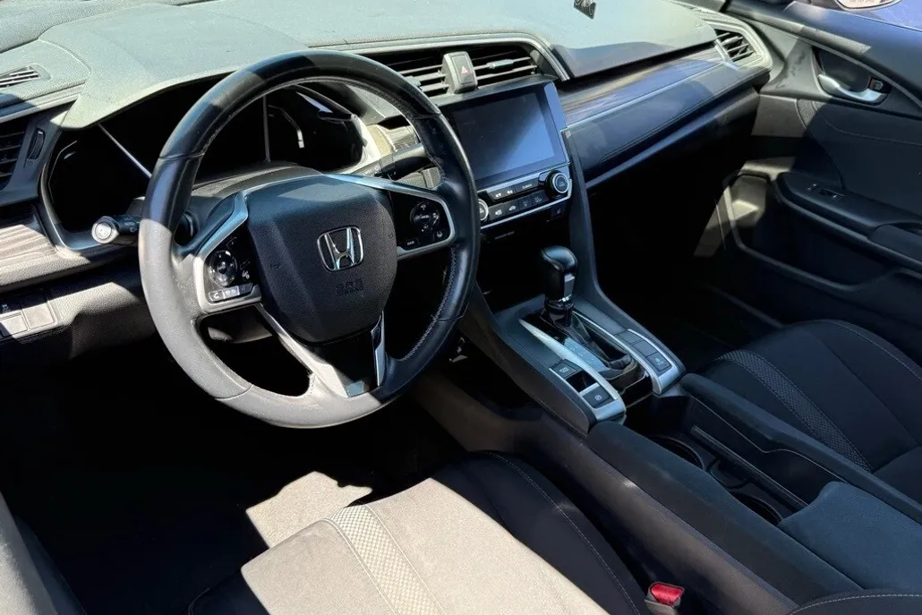 2020 Honda Civic EX photo 1