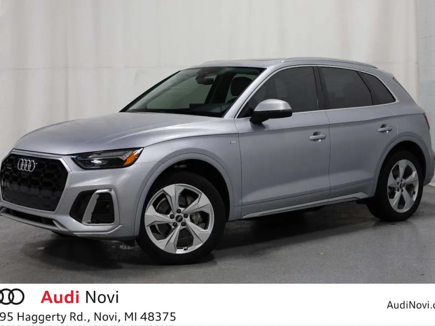 2022 Audi Q5 45 S line Premium Plus photo 1