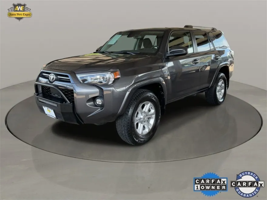2022 Toyota 4Runner SR5 photo 1