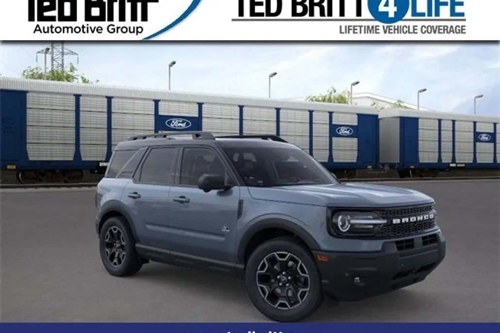 2025 Ford Bronco Sport Outer Banks photo 1