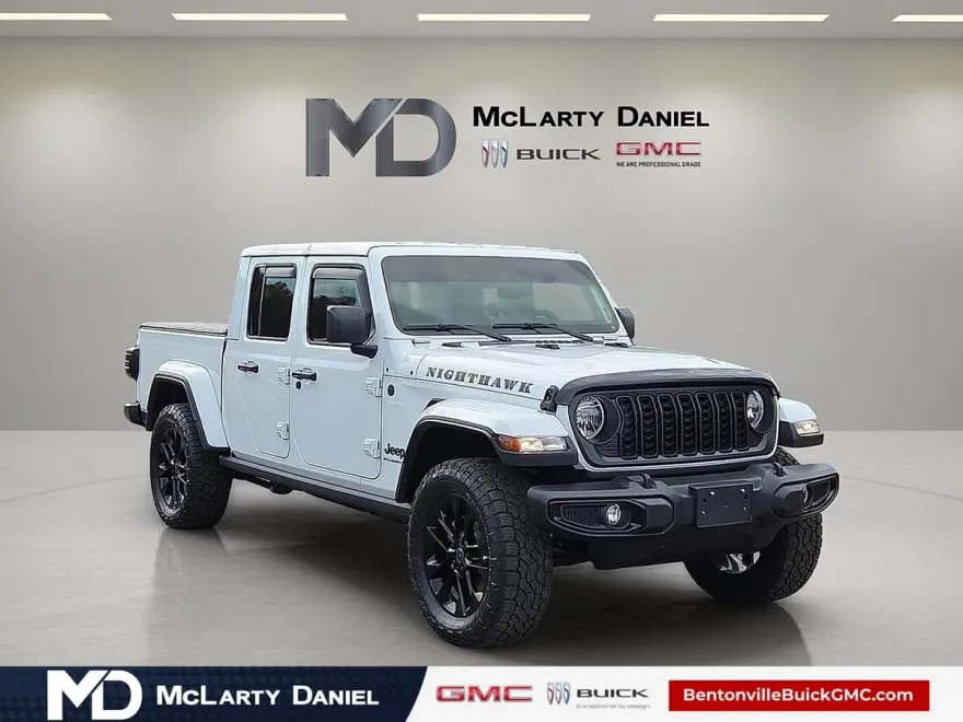 2025 Jeep Gladiator photo 1