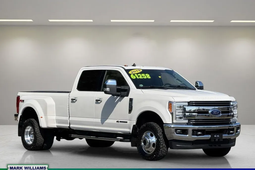 2019 Ford F-350 photo 1