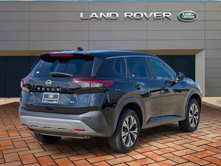 2023 Nissan Rogue SV photo 1