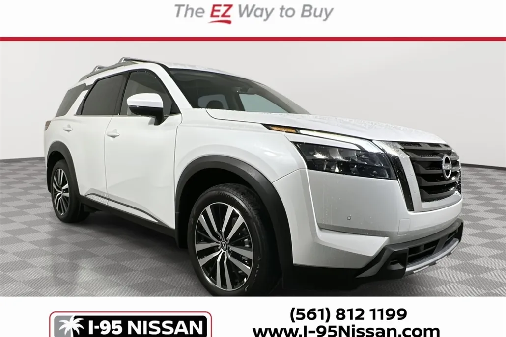 2025 Nissan Pathfinder Platinum photo 1