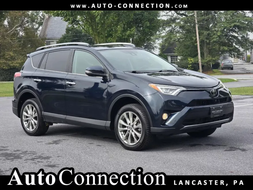2018 Toyota RAV4 Limited photo 1