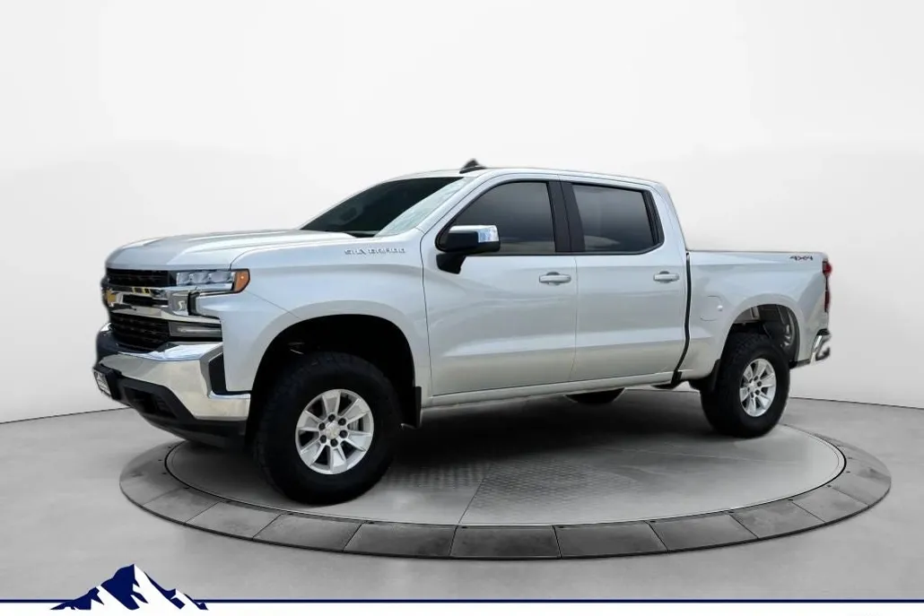 2022 Chevrolet Silverado 1500 LT photo 1