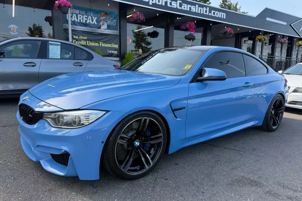 2016 Bmw M4 4-Series photo 1