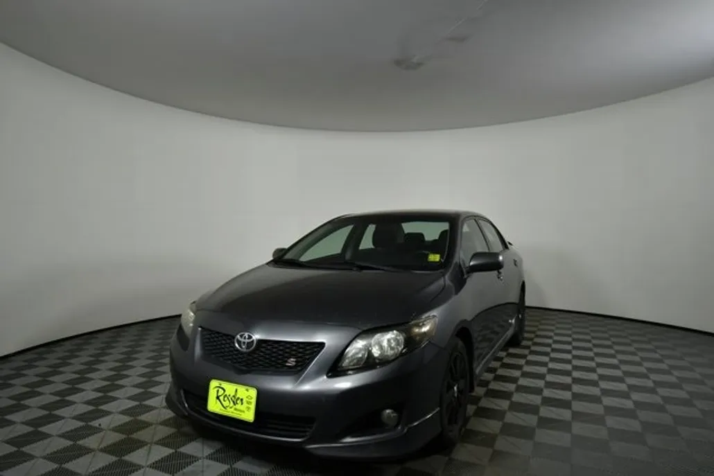 2009 Toyota Corolla S photo 1