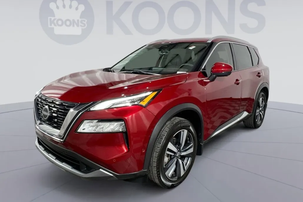 2023 Nissan Rogue SL photo 1