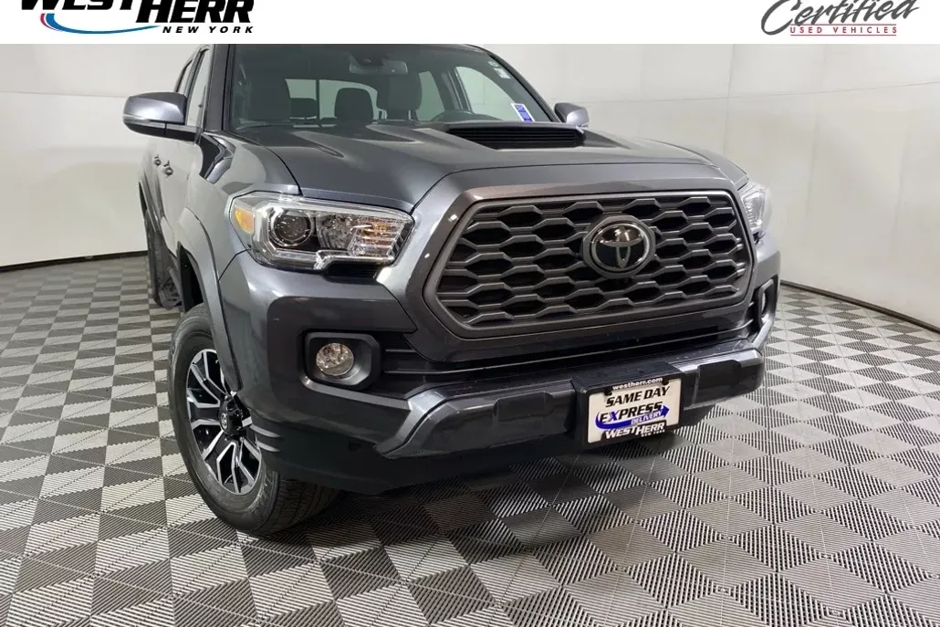 2022 Toyota Tacoma TRD Sport V6 photo 1