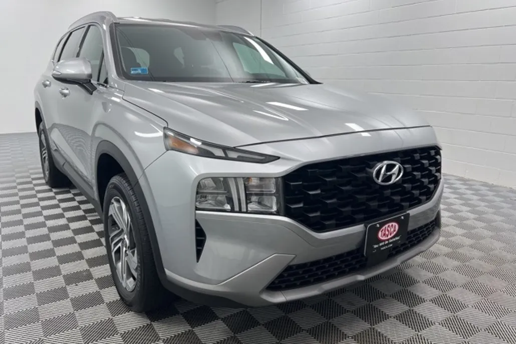 2023 Hyundai Santa Fe SEL photo 1