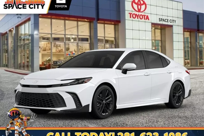 2026 Toyota Camry SE photo 1
