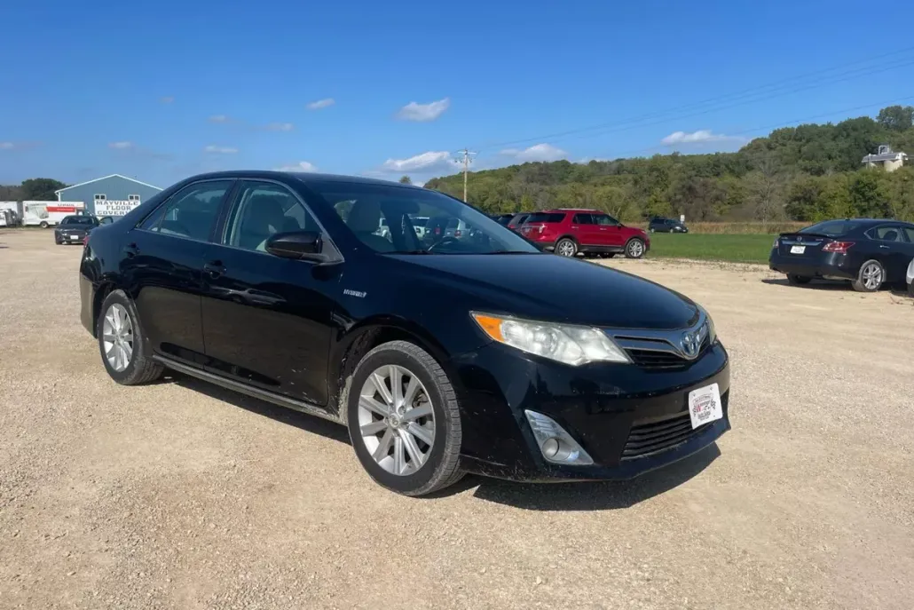 2012 Toyota Camry XLE Hybrid photo 1