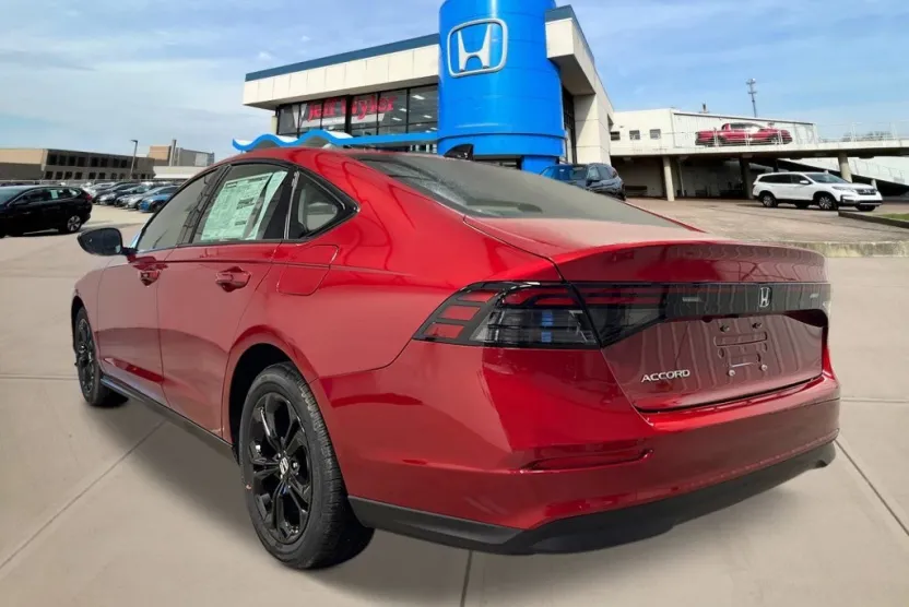 2025 Honda Accord SE photo 1
