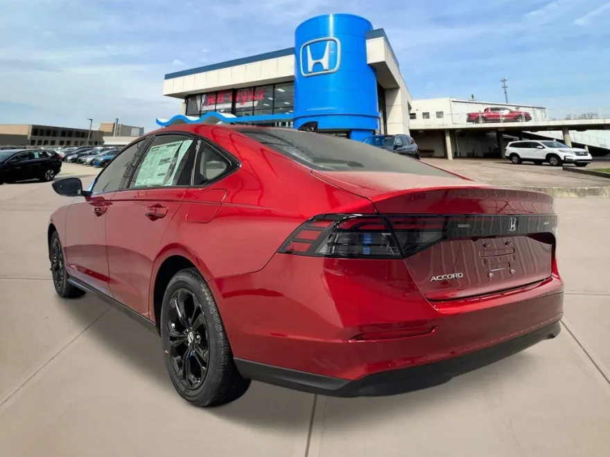 2025 Honda Accord SE photo 1