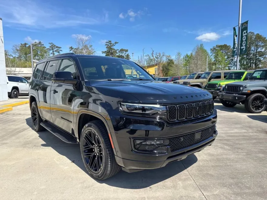 2025 Jeep Wagoneer Series II Carbide photo 1