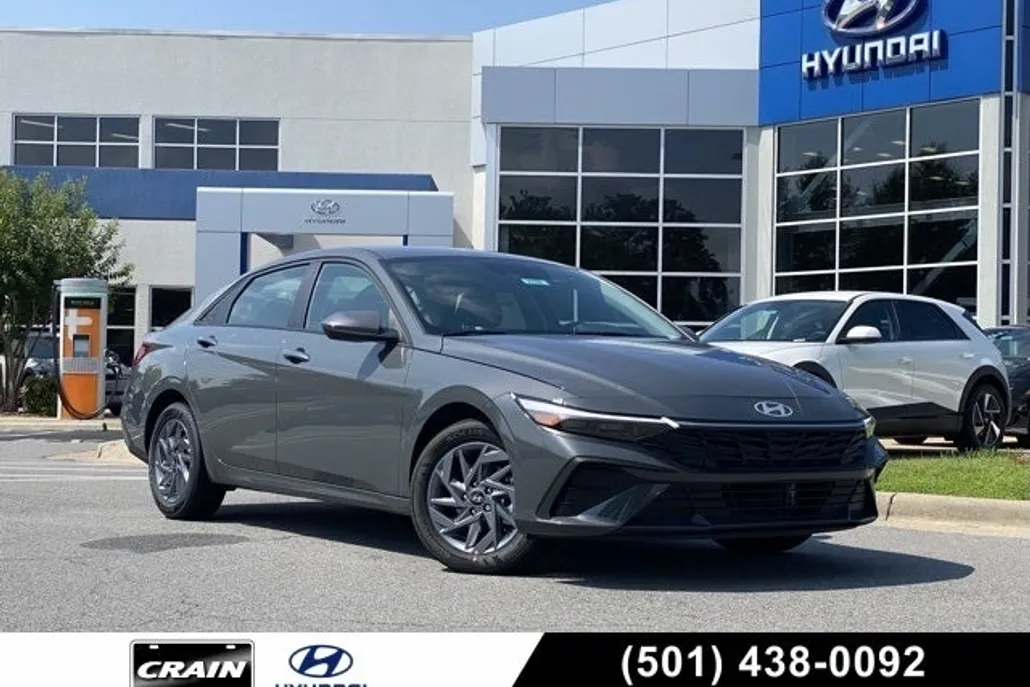 2025 Hyundai Elantra Hybrid Blue photo 1
