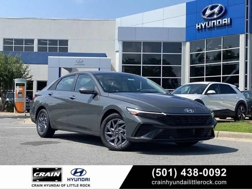 2025 Hyundai Elantra Hybrid Blue photo 1