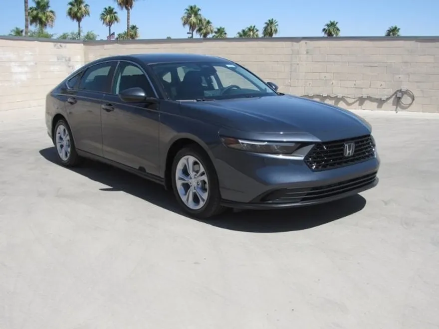 2025 Honda Accord LX photo 1