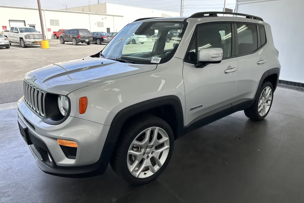 2021 Jeep Renegade Latitude photo 1