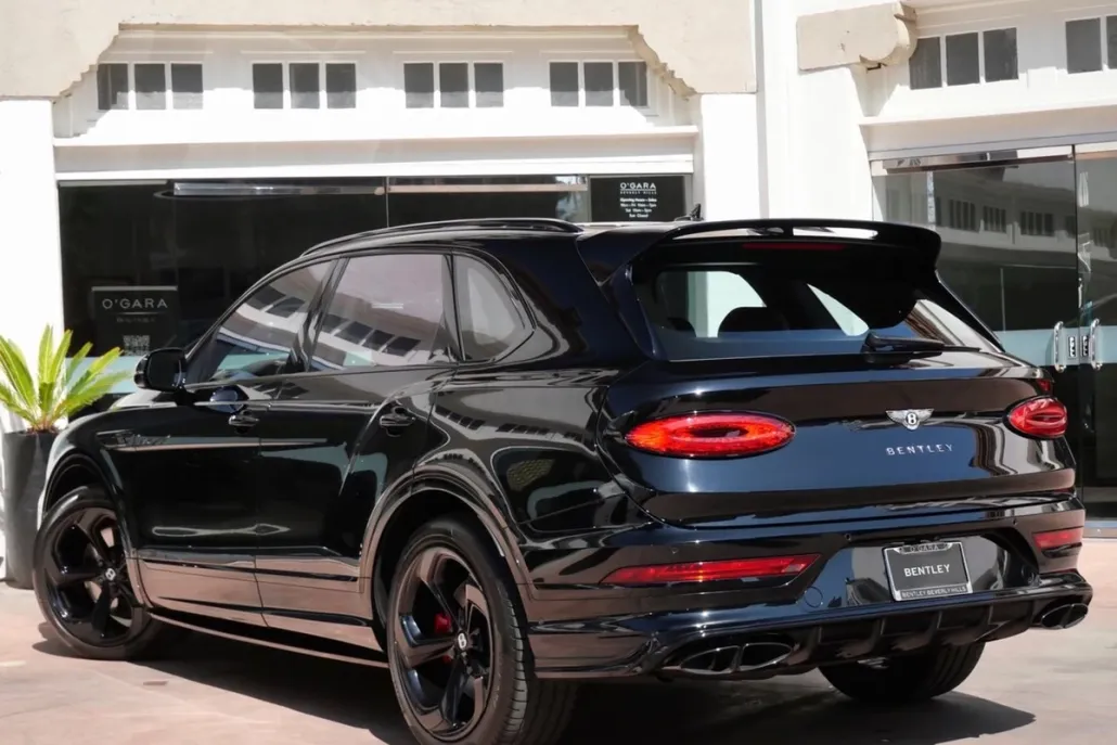 2022 Bentley Bentayga S photo 1