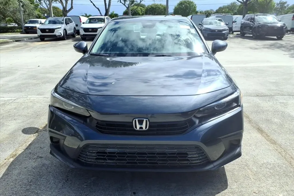 2024 Honda Civic LX photo 1