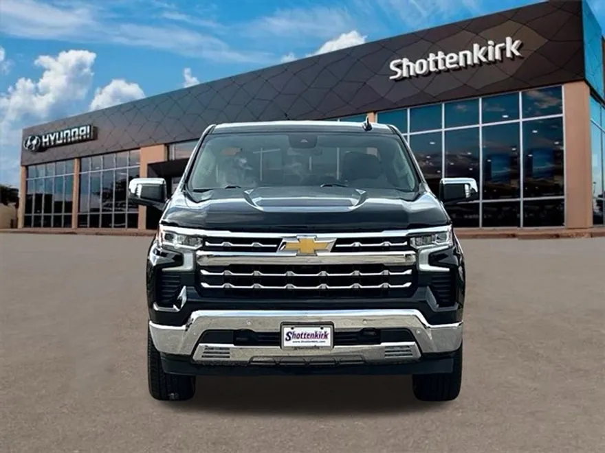 2024 Chevrolet Silverado 1500 LTZ photo 1