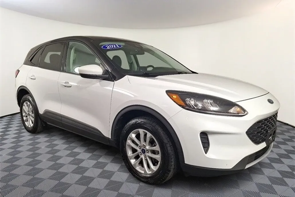 2021 Ford Escape SE photo 1