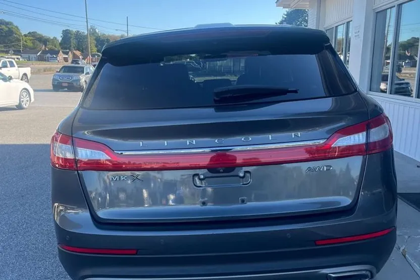 2018 Lincoln MKX Reserve photo 1