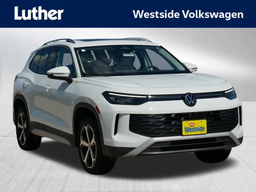 2025 Volkswagen Tiguan SE photo 1