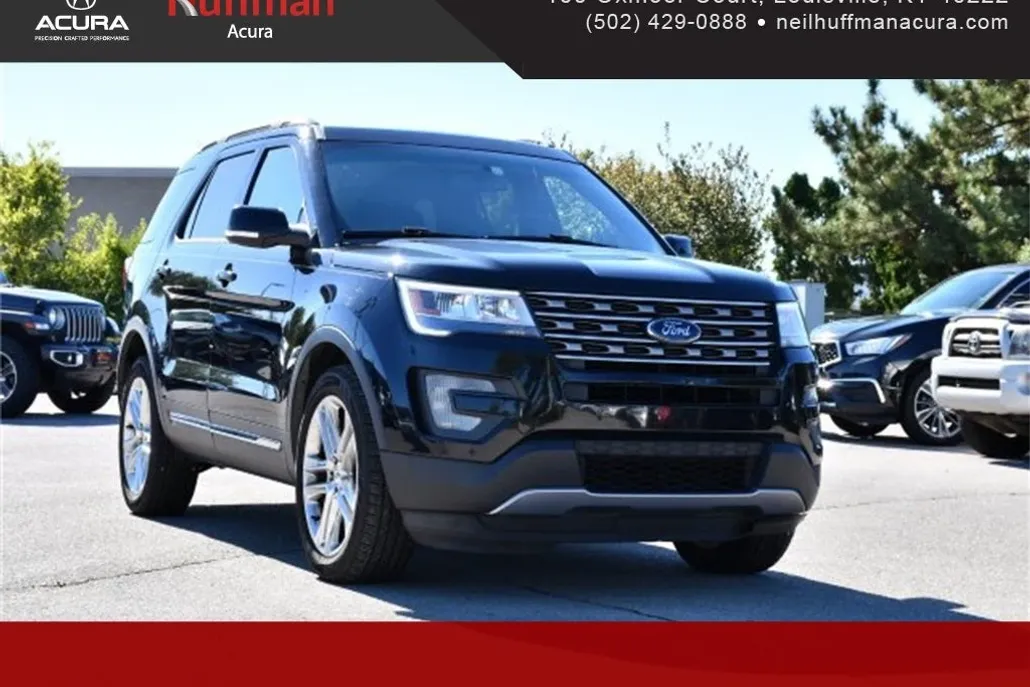 2017 Ford Explorer XLT photo 1