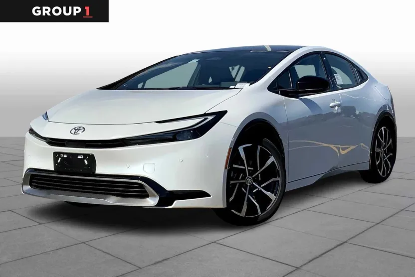 2026 Toyota Prius Plug-in Hybrid XSE Premium photo 1