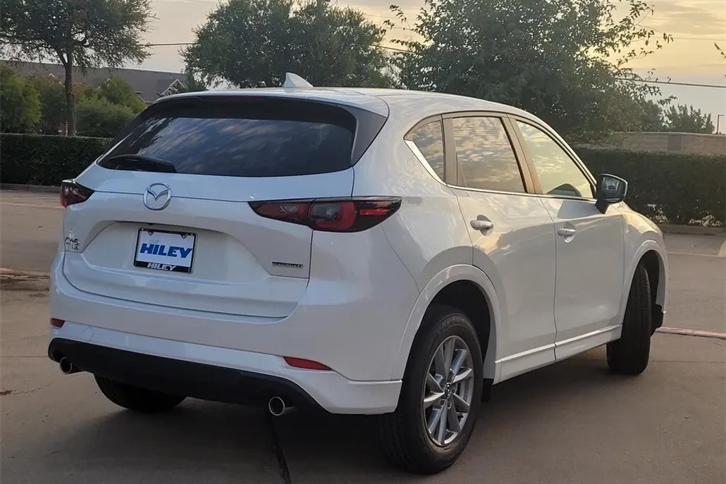 2025 Mazda CX-5 2.5 S Preferred photo 1