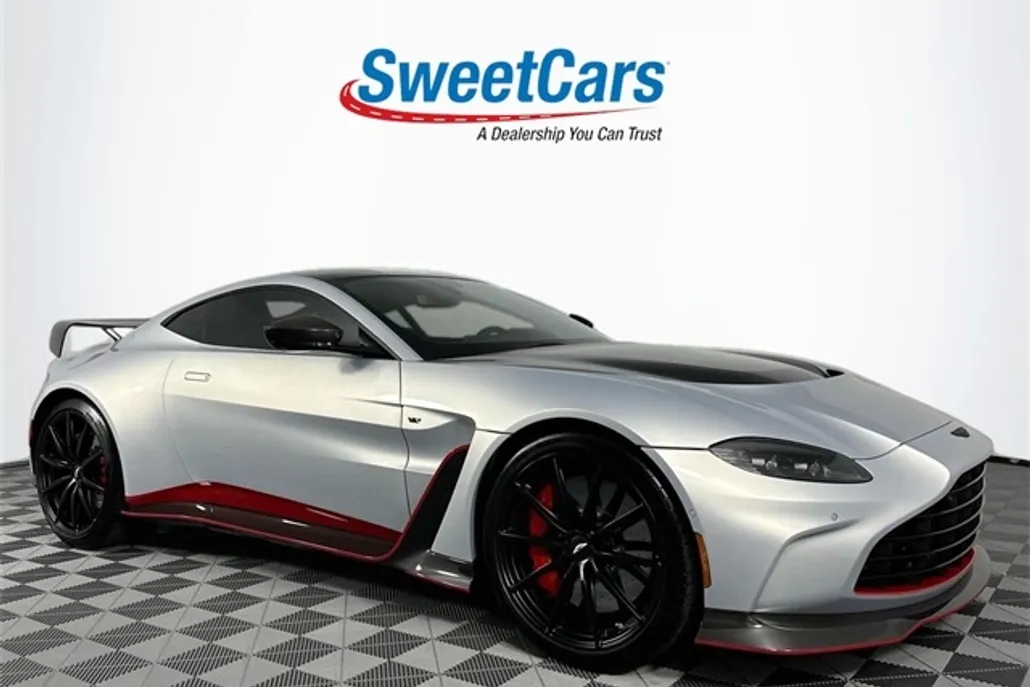 2023 Aston Martin V12 Vantage AM6 photo 1