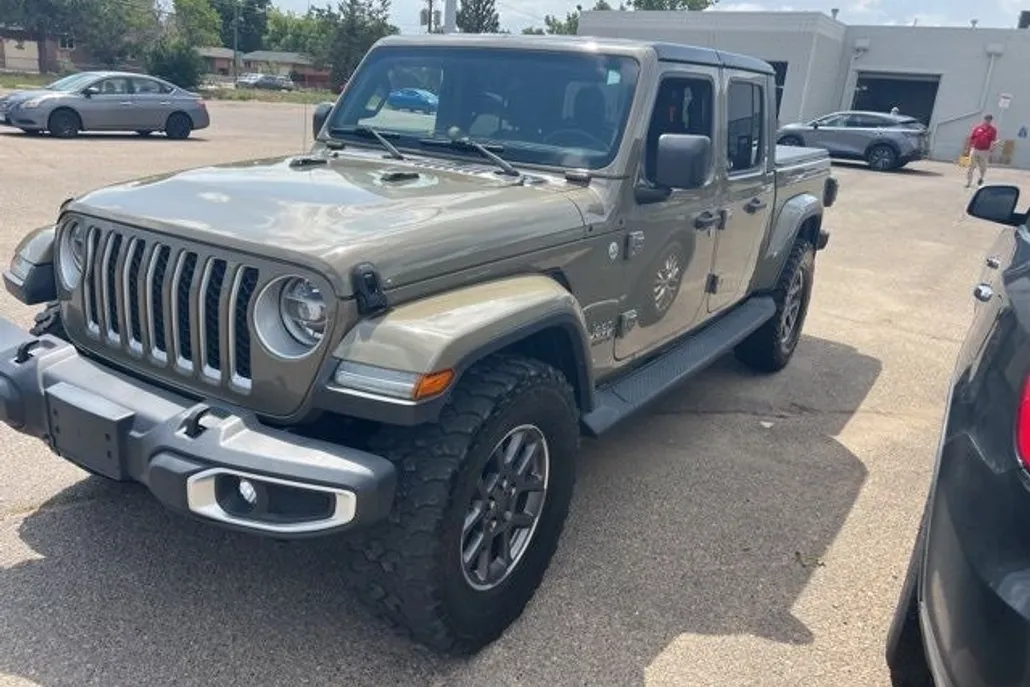 2020 Jeep Gladiator Overland photo 1
