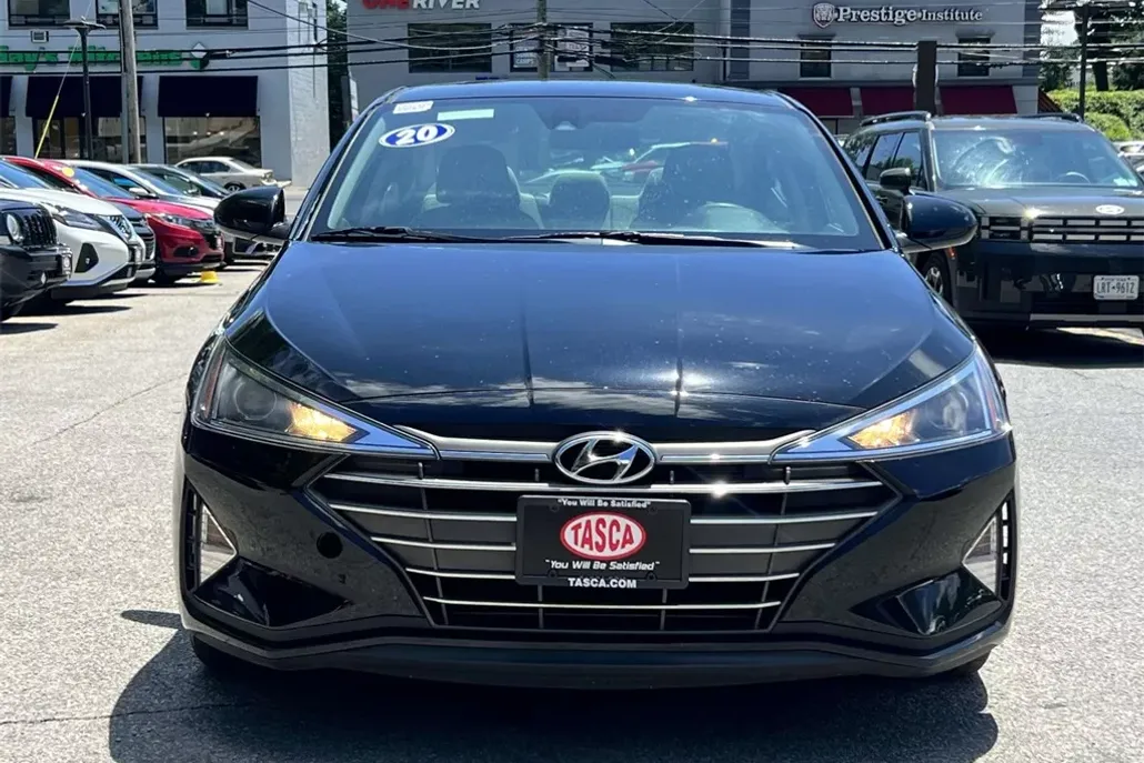 2020 Hyundai Elantra SE photo 1