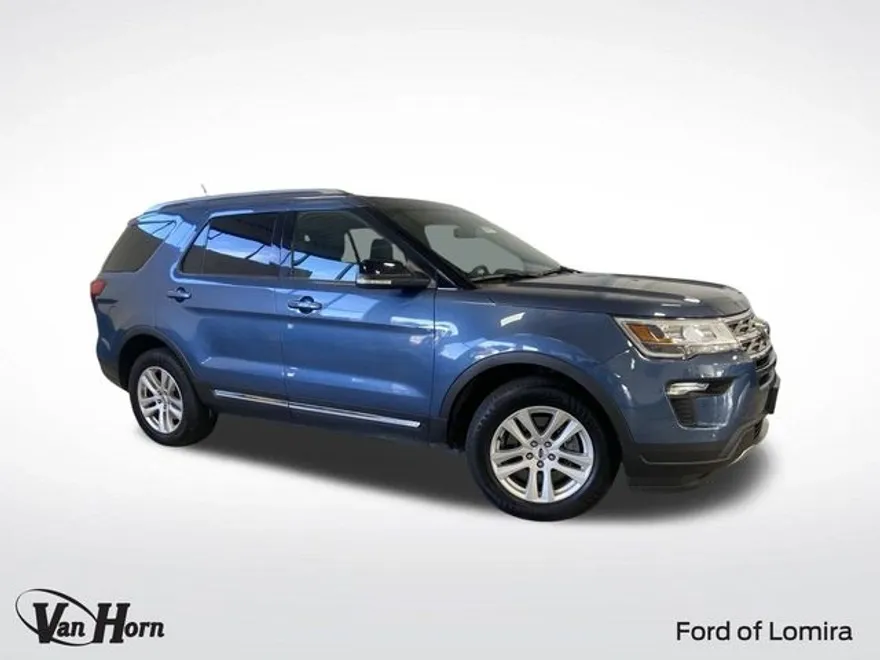 2018 Ford Explorer XLT photo 1