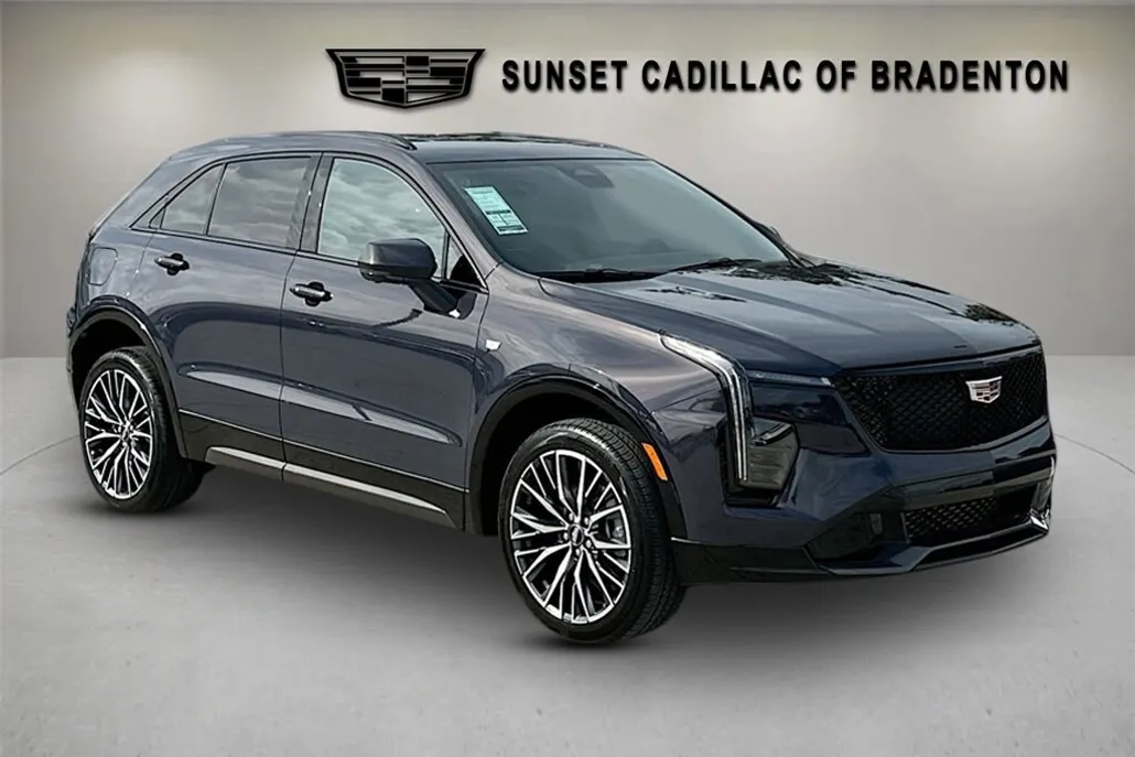 2025 Cadillac XT4 Sport photo 1