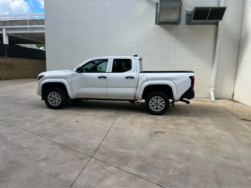 2024 Toyota Tacoma SR photo 1