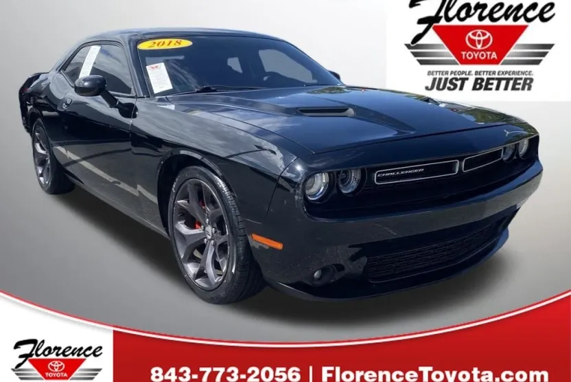 2018 Dodge Challenger SXT Plus photo 1