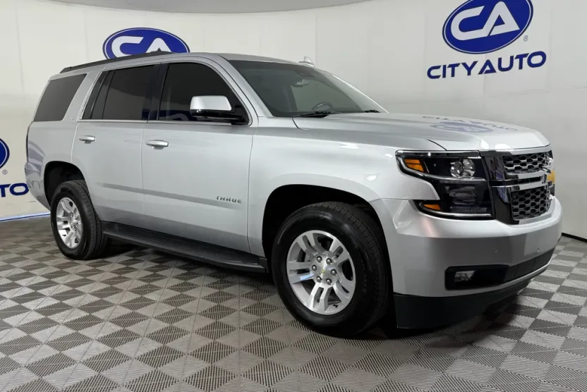 2018 Chevrolet Tahoe LT photo 1