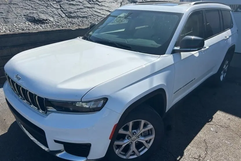 2021 Jeep Grand Cherokee Limited photo 1