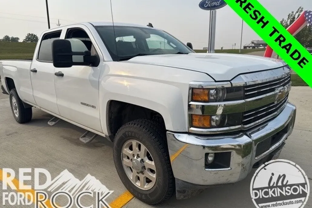 2015 Chevrolet Silverado 2500HD LT photo 1