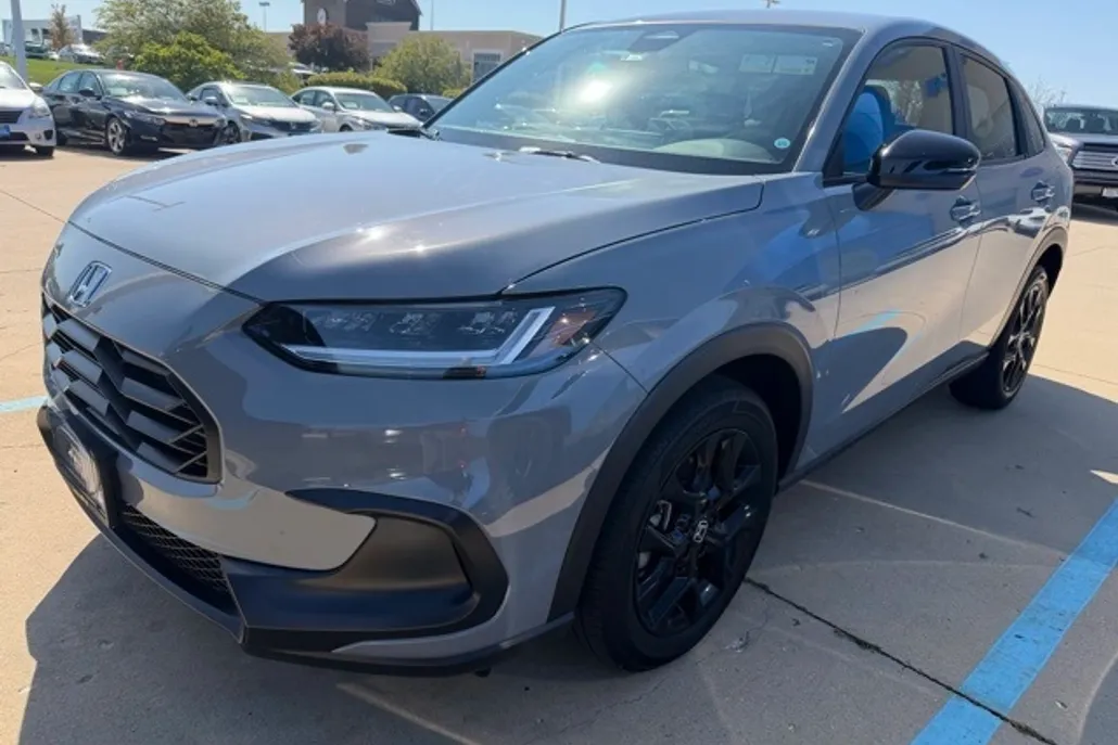 2024 Honda HR-V Sport photo 1