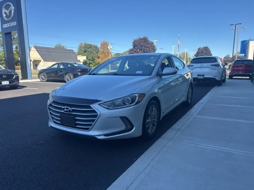 2017 Hyundai Elantra Value Edition photo 1