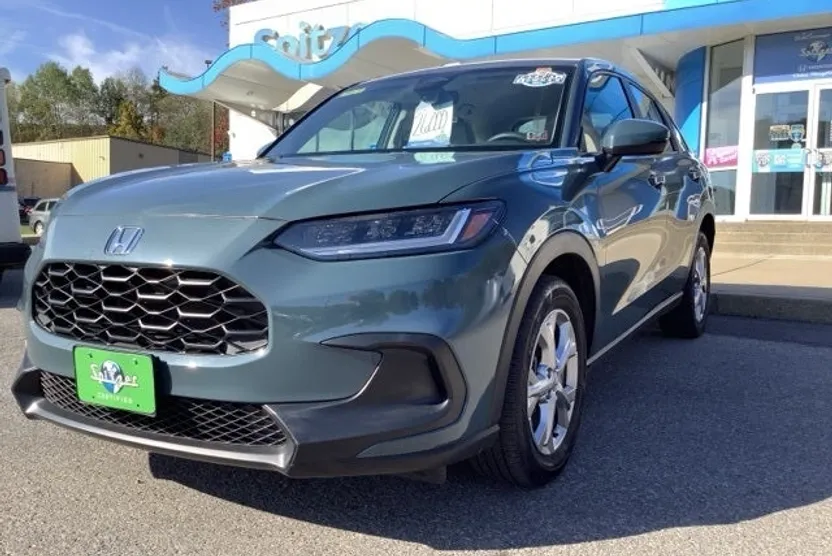 2023 Honda HR-V LX photo 1