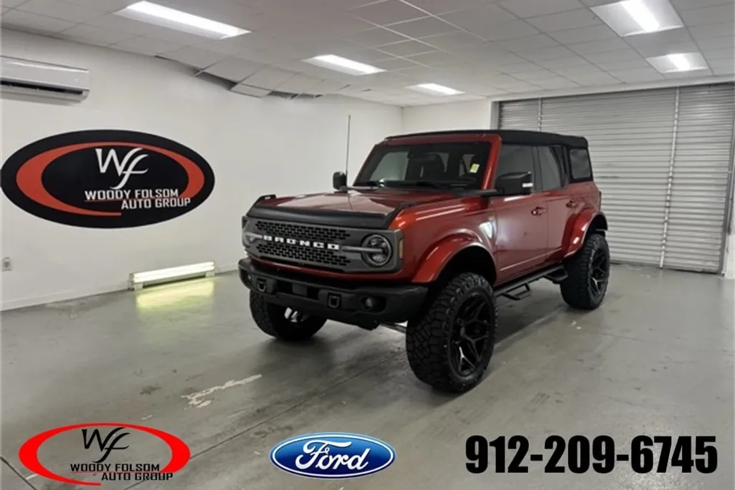 2023 Ford Bronco Badlands photo 1