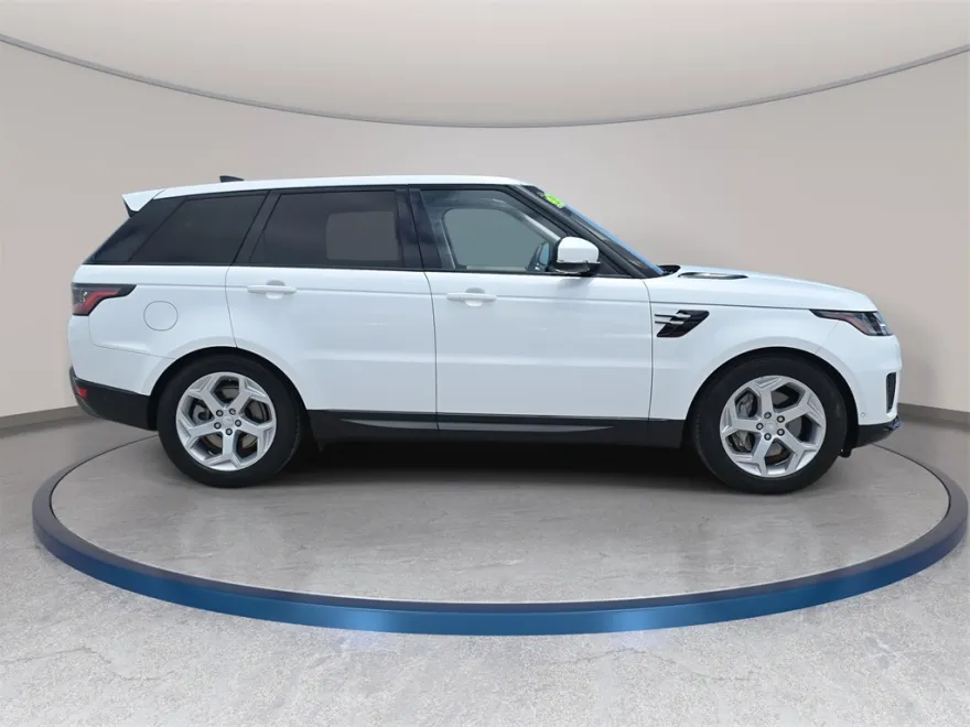 2018 Land Rover Range Rover Sport HSE photo 1