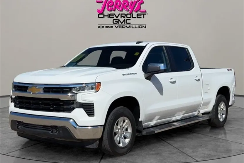 2024 Chevrolet Silverado 1500 LT photo 1