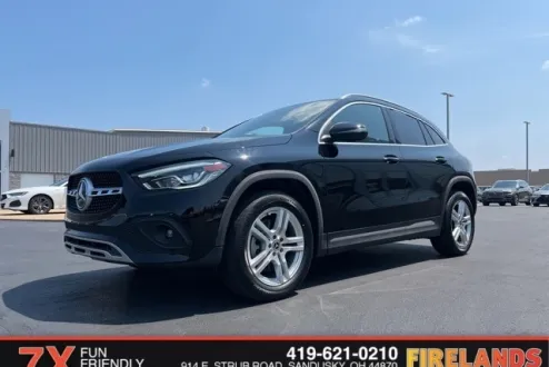 2022 Mercedes Benz GLA 250 photo 3